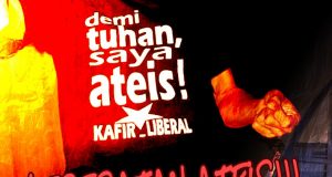 KESESATAN ATEIS!!! TETAP TEGUH MENOLAK KEWUJUDAN TUHAN MESKIPUN HANYA DENGAN LOGIK AKAL SAHAJA PUN KEWUJUDAN MAHA PENCIPTA (ALLAH) DAPAT DIBUKTIKAN